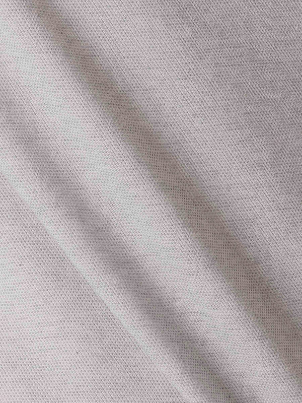 グレー