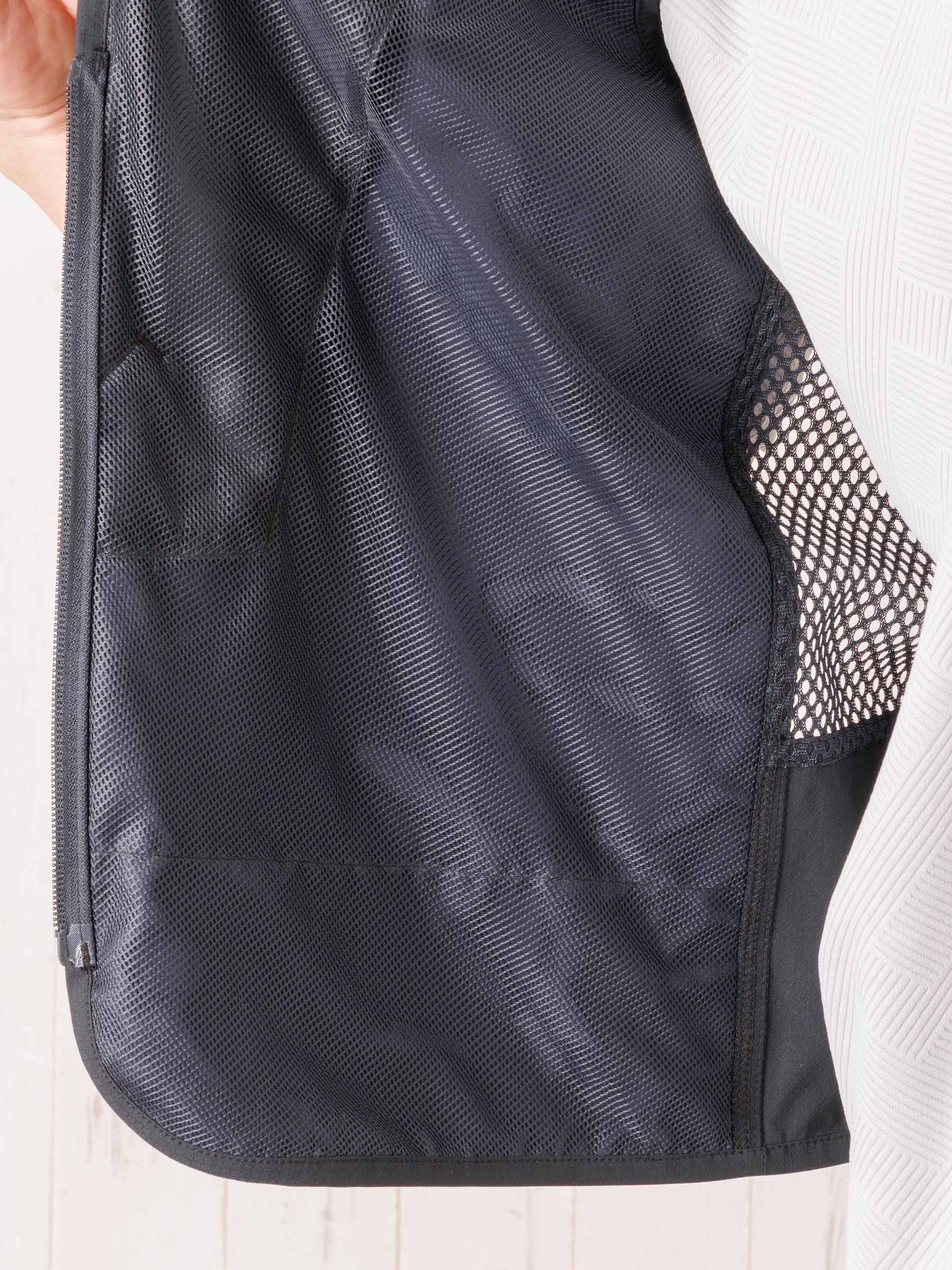 ALPINA メッシュフルジッパーベスト 152/158 ブラック メッシュ切替ベスト | INSPIRE ONLINE SHOP