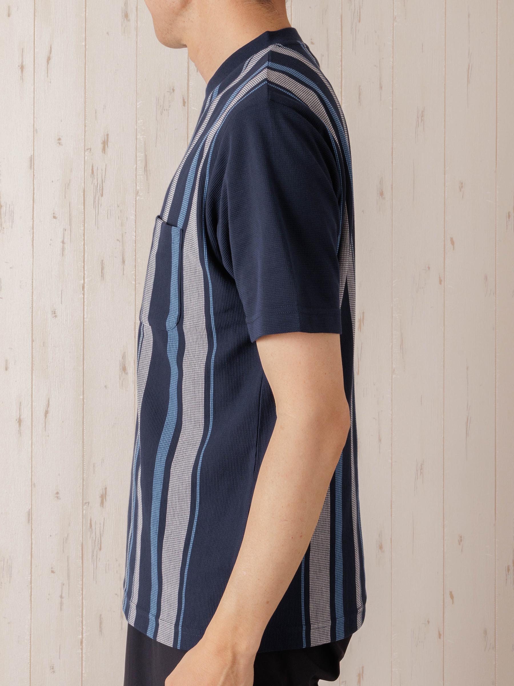 タックストライプVネックTシャツ | INSPIRE ONLINE SHOP