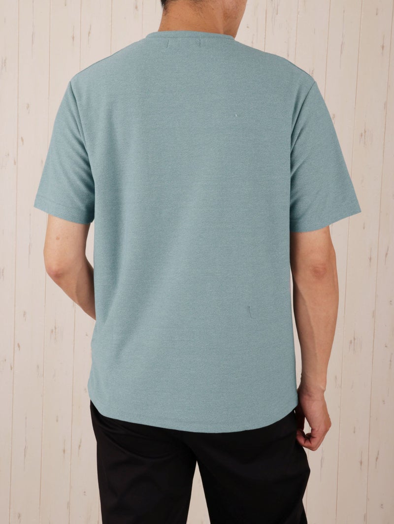 カットサテンレイヤードVネックTシャツ