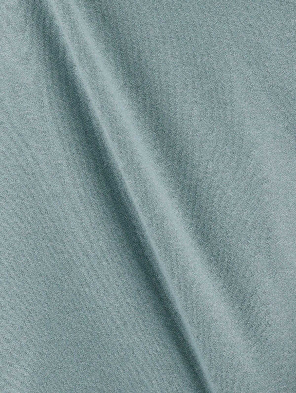 カットサテンレイヤードVネックTシャツ