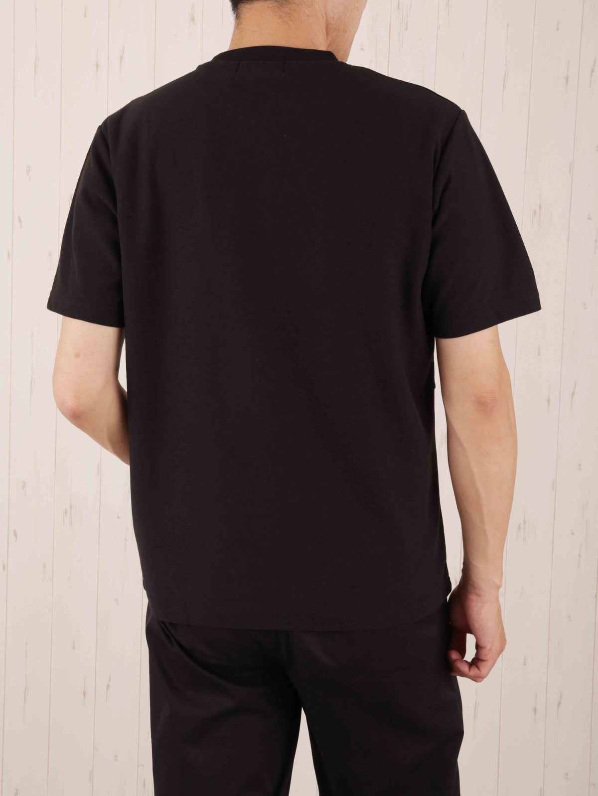 カットサテン布帛切替クルーネックTシャツ